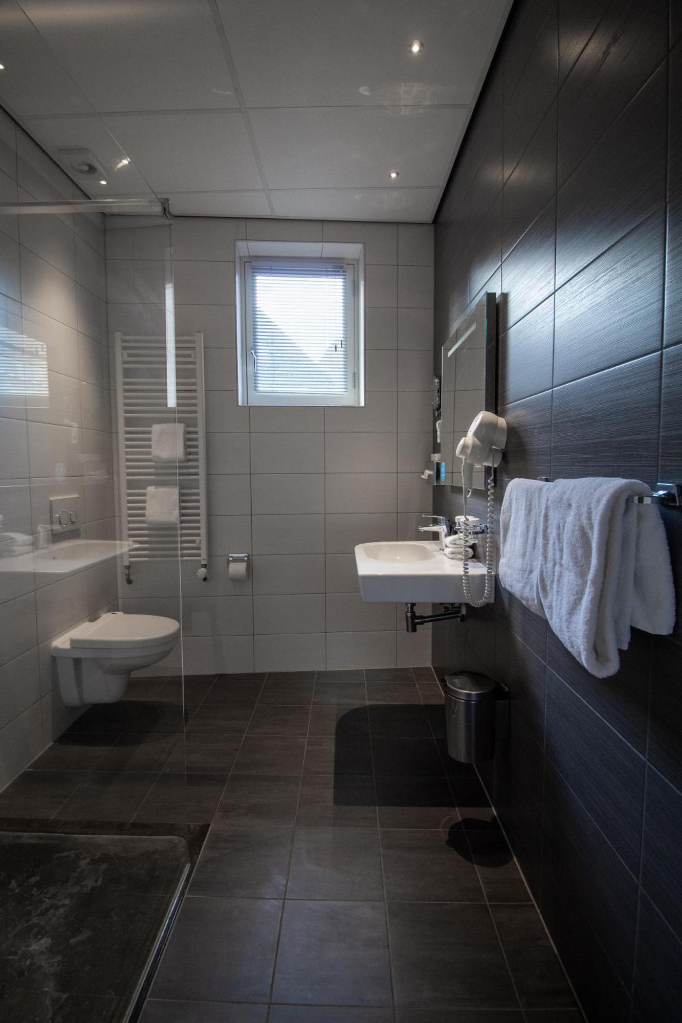 Grand Hotel En Residence De Draak Bergen op Zoom Quarto foto